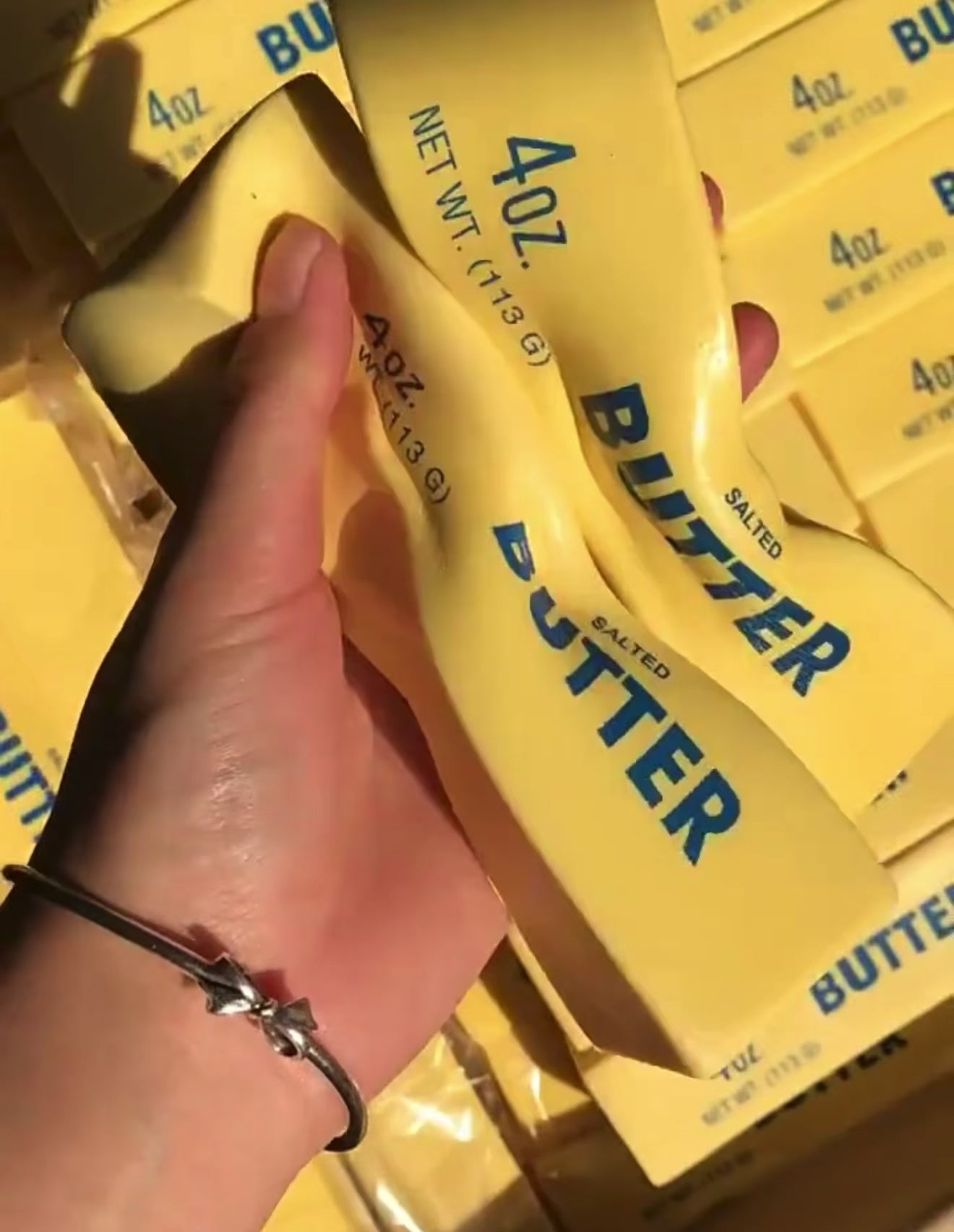 VIRAL BUTTER SQUISHY